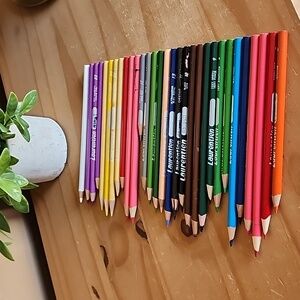 Vintage Laurentien colored pencil crayons